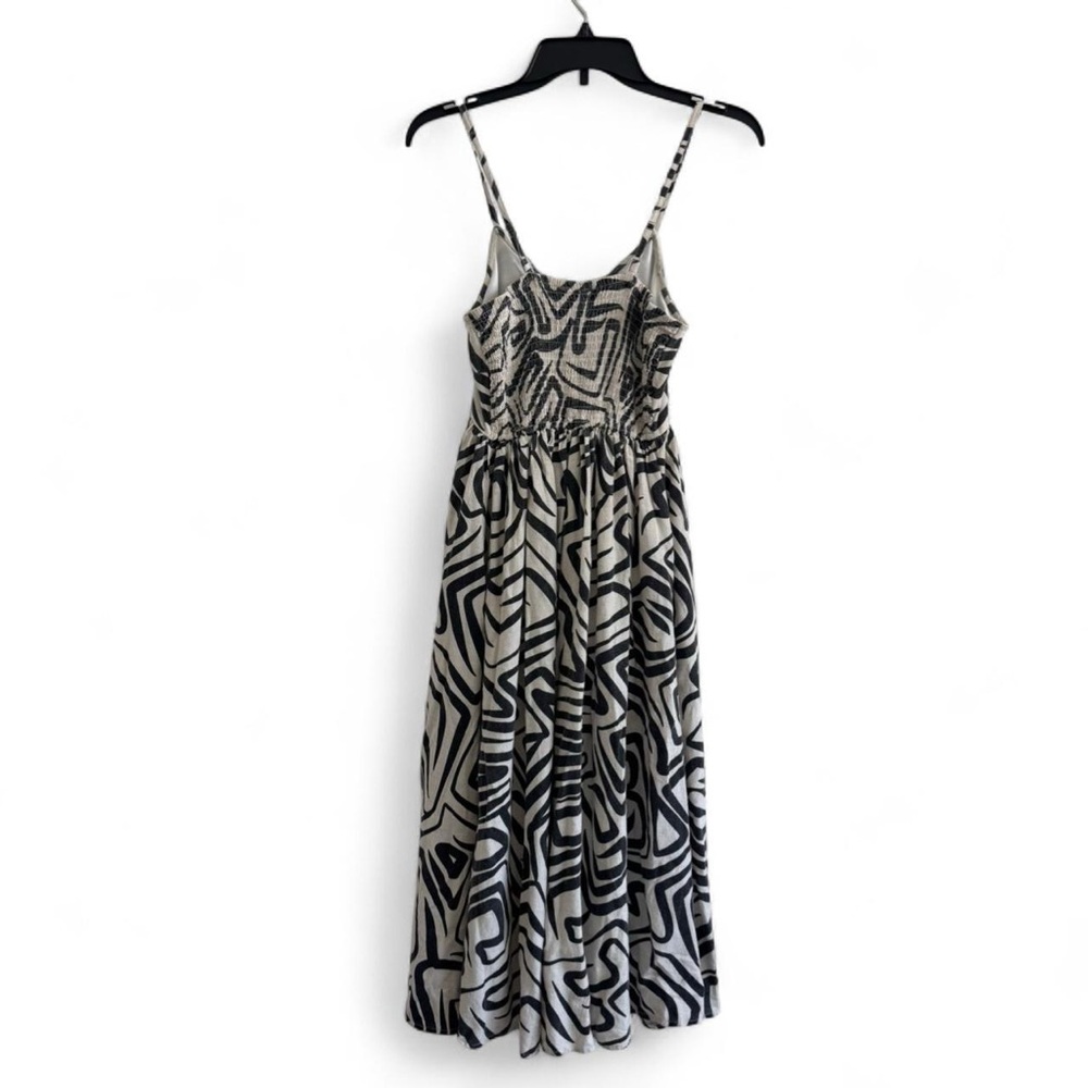 Sincerely Jules Black and White Abstract Maxi Dress - Picture 2 of 6